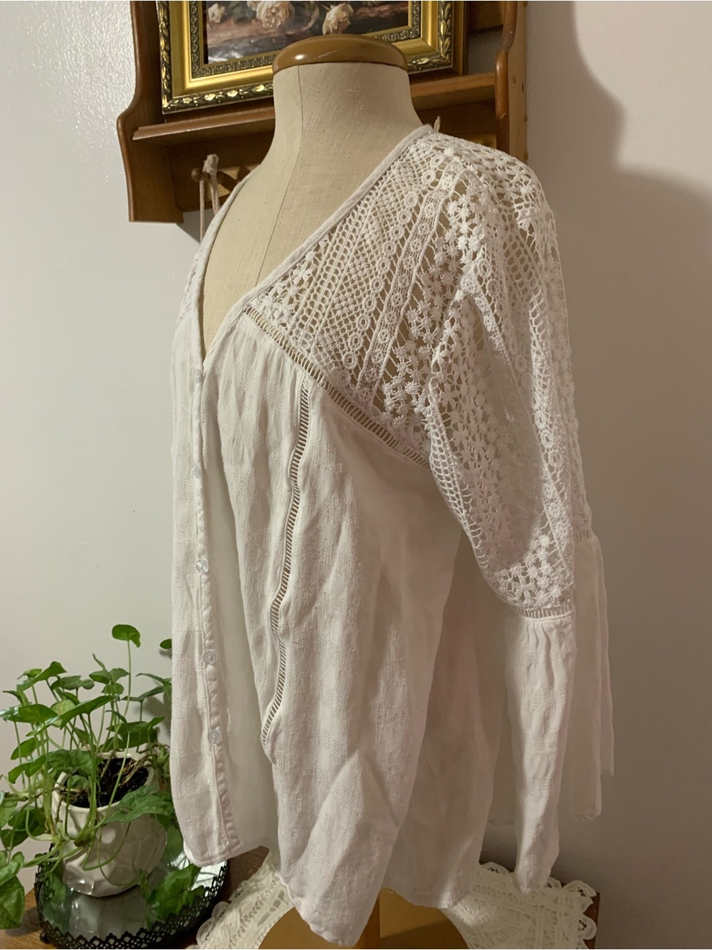 LoveStitch White Boho Crochet Top with Bell Sleeves Size XL Peasant Blouse - Picture 7 of 14